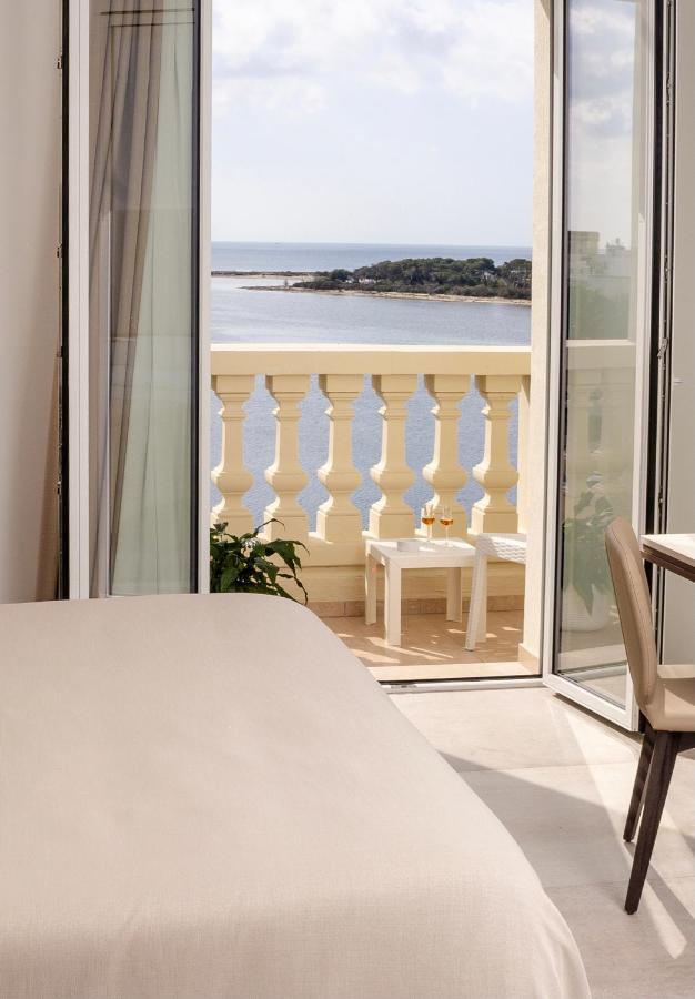 Hotel Falli Porto Cesareo Exterior photo